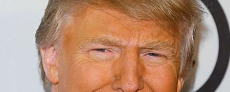 چرا پوست دونالد ترامپ تا این حد نارنجی رنگ است؟