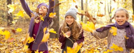 خطرات پنهان در زیر برگ های پائیزی