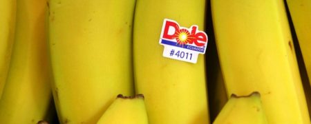 آیا می دانید برچسب های روی میوه ها برای چیست؟