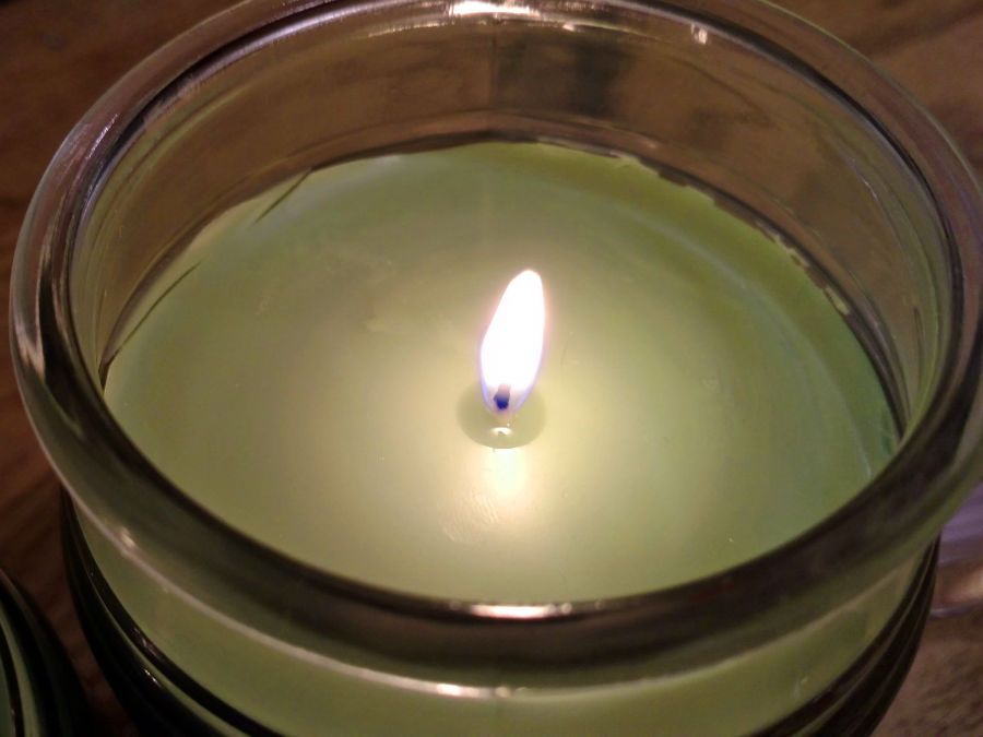 آیا می دانید که تاکنون شمع را اشتباه روشن می کرده اید؟