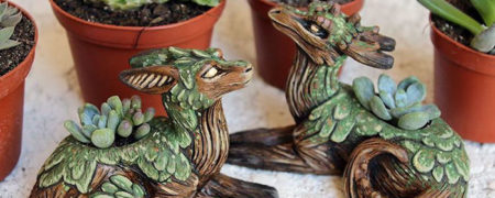 تزئین باغچه های Arbori با اژدهایی که نماد نگهبان جنگل هستند