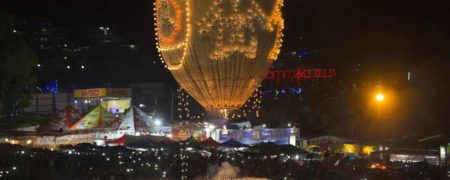 نگاهی به مهیج ترین و خطرناک ترین فستیوال بالون و آتش بازی جهان در میانمار