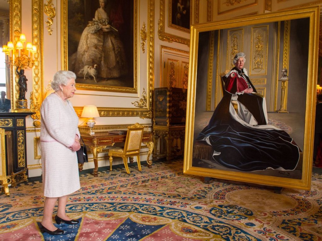 نگاهی به فضاهای داخلی اقامتگاه های شخصی ملکه انگلستان و خانواده سلطنتی این کشور