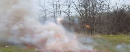 صحنه جالبی که از انفجار ۱۰۰ هزار ترقه به طور همزمان ایجاد می شود [تماشا کنید]