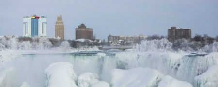 چه اتفاقی برای بدن روی می دهد که ما احساس سرما می کنیم؟