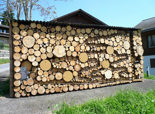 creative-wood-pile-stacking-art-29-58186362727cf__605-w700