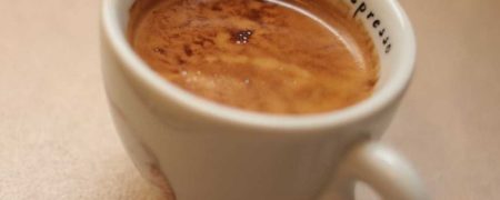 چگونه همانند یک حرفه ای اسپرسو بنوشیم؟