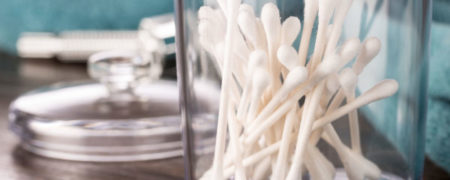 جامعه پزشکی به مردم در مورد استفاده از گوش پاک کن هشدار می دهد