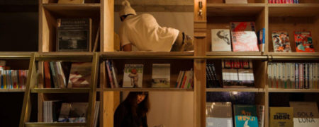 کتابخانه های جدید ژاپن امکان اقامت شبانه برای خوره های کتاب را مهیا کرده اند