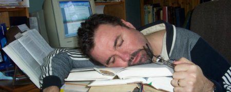 اگر همواره احساس خستگی می کنید با این ترفند ها می توانید بر آن غلبه نمایید