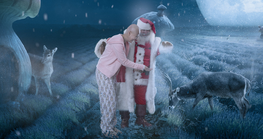 عکاسی که با فتوشاپ «آرزوی کریسمس» کودکان بیمار را برآورده می کند