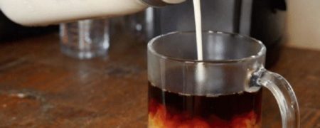 طرز تهیه خامه ی مخصوص قهوه در خانه