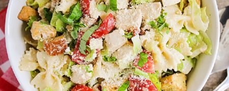 خوشمزه روز: طرز تهیه سالاد ماکارونی به سبک سالاد سزار [تماشا کنید]