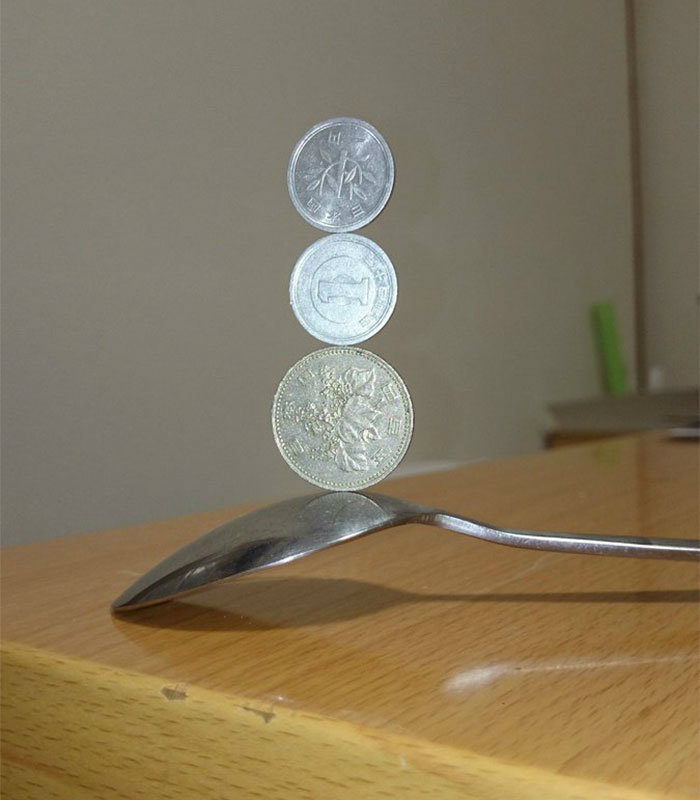 coin-stacking-gravity-thumbtani-japan-15-w700
