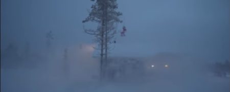 انسانی که با یک پهپاد غول پیکر پرواز را تجربه کرد [تماشا کنید]