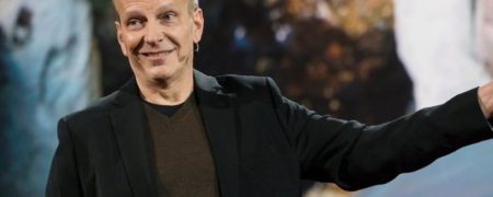 سخنرانی های TED: از تلاش برای کشف دایناسورها تا فرصتی که انسان برای دگرگونی سرنوشت خود دارد