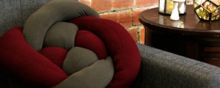 آموزش دوخت کوسن با ساق شلواری قدیمی و بی مصرف [تماشا کنید]