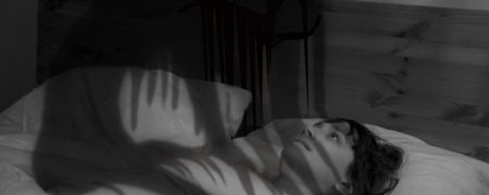 چرا «فلج شدن در خواب» یا «بختک» تا این اندازه رعب آور است و چگونه می توان با آن کنار آمد؟