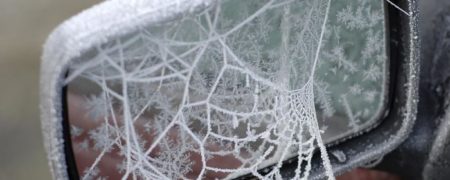 وقتی زمستان ماشین ها را به آثار هنری بسیار زیبا تبدیل می کند