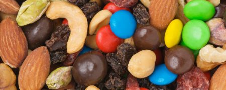 نشانه هایی که به وضوح می گویند کنترل خود در مصرف مواد قندی را از دست داده اید