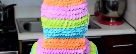 هنر بسیار زیبای تزئین کیک توسط یک قناد خودآموخته [تماشا کنید]