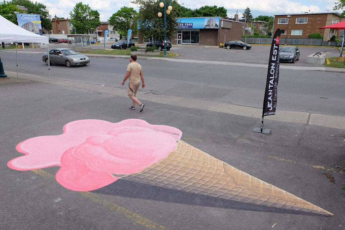 impressive-giant-paintings-on-the-concrete-by-roadsworth-13-900x600-w700