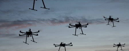 پهپاد های نظامی جدید آمریکا؛ دستگاه هایی که مانند دسته زنبور ها به دشمن یورش می برند [تماشا کنید-زیرنویس فارسی]