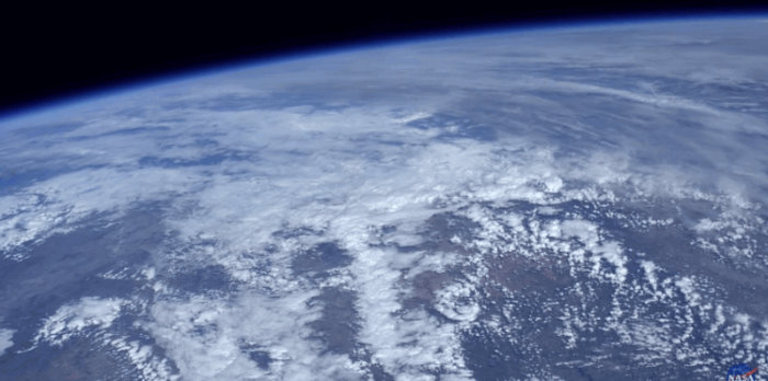 ویدیویی زیبا و حیرت انگیز که زیبایی های کره زمین را از فضا به تصویر می کشد [تماشا کنید]