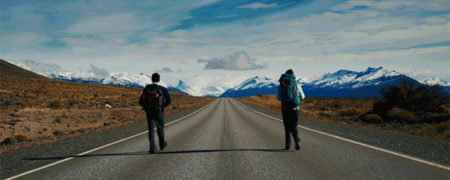 نمایش جاذبه های گردشگری آرژانتین توسط پیاده روی در جاده های این کشور [تماشا کنید]