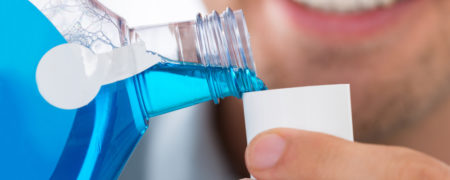 کاربردهای متفاوت و بسیار مفید «دهان شویه» که تا کنون از آنها آگاه نبودید