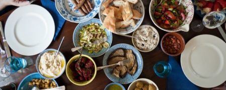 با به کارگیری چه راهکارهای هوشمندانه ای می توان از پرخوری جلوگیری کرد؟