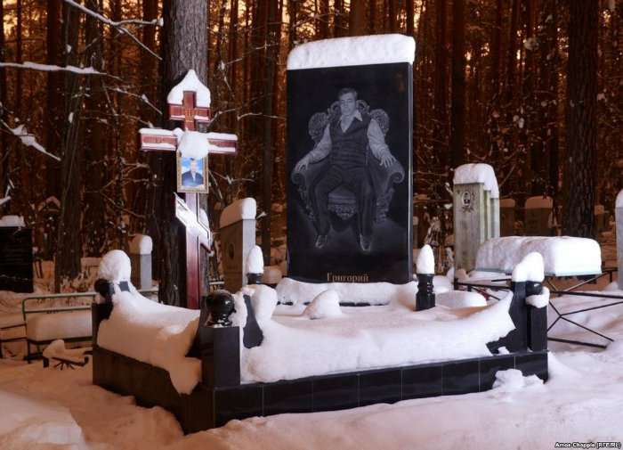 نگاهی به قبرستان عجیب یکاترینبورگ؛ آرامگاه ابدی سرشناس ترین گانگستر های روس