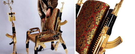 صندلی ۴۸۳ میلیون تومانی که با استفاده از کلاشینکف های طلایی ساخته شده است