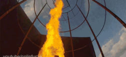 اختراعی عجیب و ترسناک؛ ساخت بزرگترین گردباد آتش دنیا به ارتفاع ۶ متر [تماشا کنید]