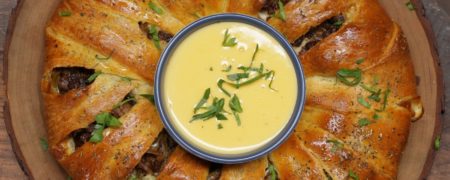 خوشمزه روز: چیزاستیک در نان حلقه ای [تماشا کنید]