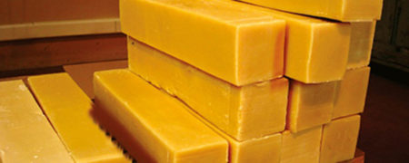 مراغه و صابونی ۲۰۰ ساله؛ با یکی از معروف ترین شوینده های سنتی ایران آشنا شویم