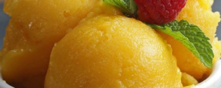 خوشمزه روز: بستنی خانگی انبه [تماشا کنید]