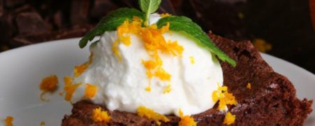 خوشمزه روز: کیک پرتقالی با شکلات تلخ [تماشا کنید]