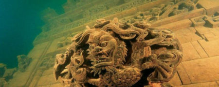 نگاهی به عجیب ترین و اسرار آمیز ترین آثار باستانی که زیر دریا قرار دارند