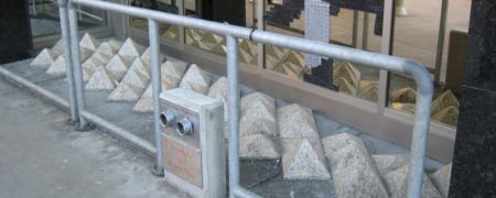 ۹ نمونه از خلاقانه ترین طرح های معماری که در شهرهای مختلف جهان به کار رفته اند