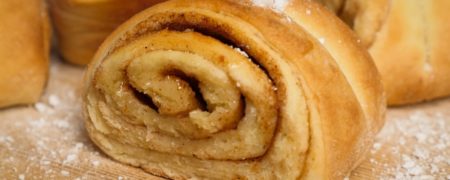 خوشمزه روز: رول دارچین آلمانی [تماشا کنید]