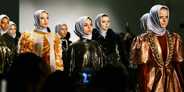 رژه مجدد مانکن های با حجاب در پایتخت مد آمریکا