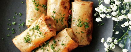 خوشمزه روز: سمبوسه ی نودل؛ یک غذای ژاپنی [تماشا کنید]