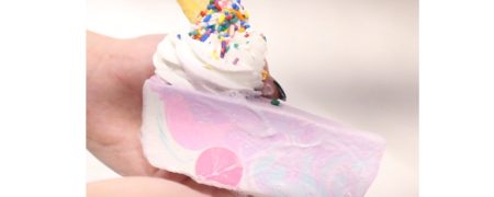 کیک های خوشمزه و زیبایی که در اصل صابون هستند [تماشا کنید]