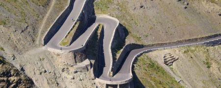 ۹ نمونه از مرگبار ترین جاده های جهان که دیدنشان شما را به وحشت می اندازد