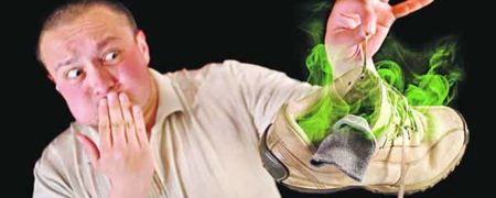 با ۱۰ راهکار خانگی برای از بین بردن بوی بد کفش آشنا شوید