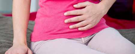 دلایل جمع شدن آب اضافه در بدن چیست و چرا به سختی دفع می شود؟