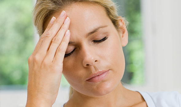 ۶ نشانه در هنگام سردرد که باید آنها را به چشم هشدارهایی جدی و خطرناک دید