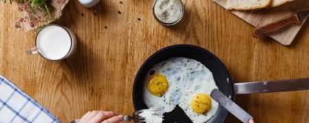 آیا خوردن مواد غذایی ثابت در وعده صبحانه سبب کاهش وزن خواهد شد؟