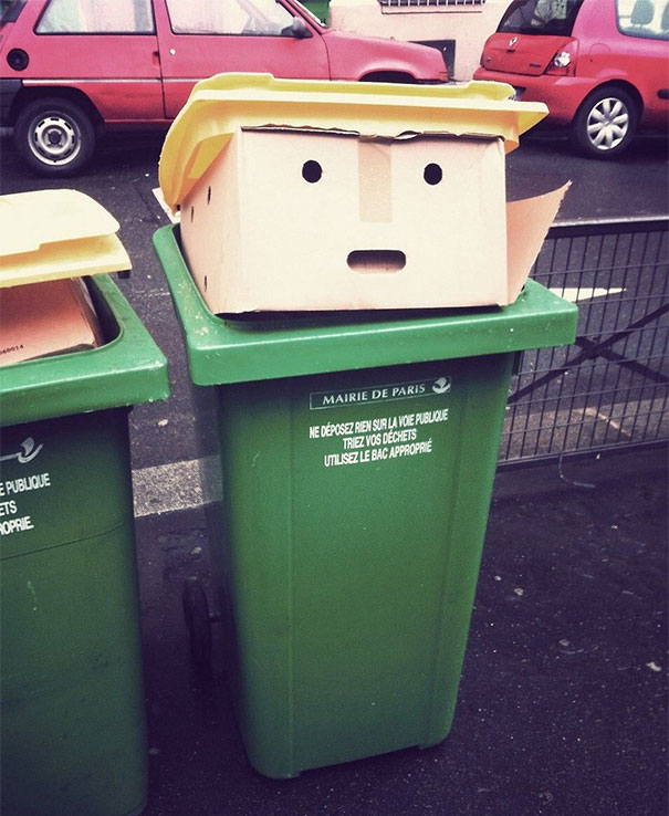سطل آشغالی که شبیه صورت دونالد ترامپ است.